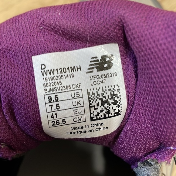 New Balance | Cushioning comfort insert sneaker - Picture 10 of 11